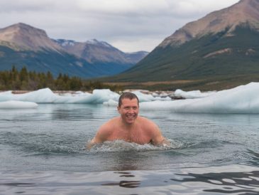 les bienfaits insoupçonnés de la nage en eau glacée